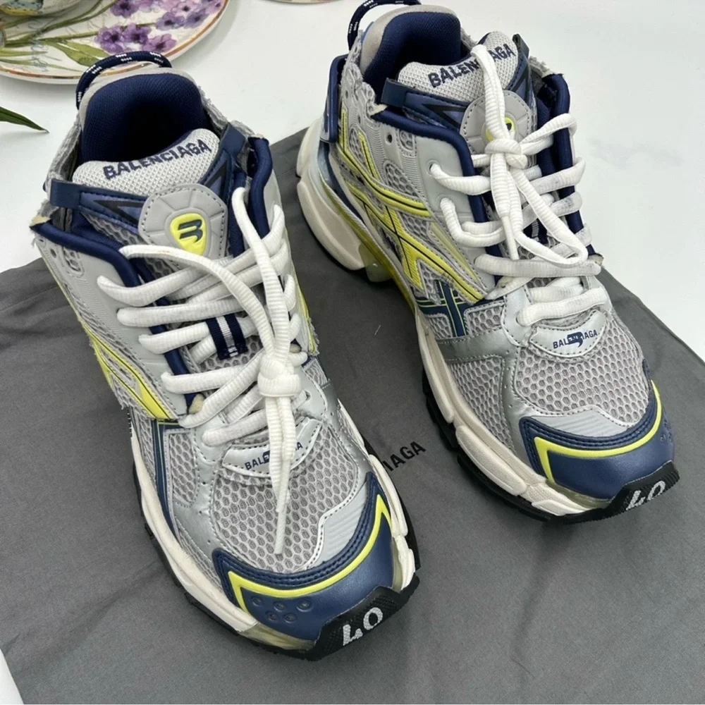 Men’s Balenciaga multicolor runner sneakers size 7 US